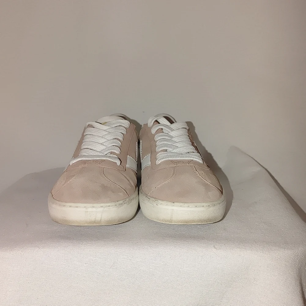 Stuart Weitzman pre owned